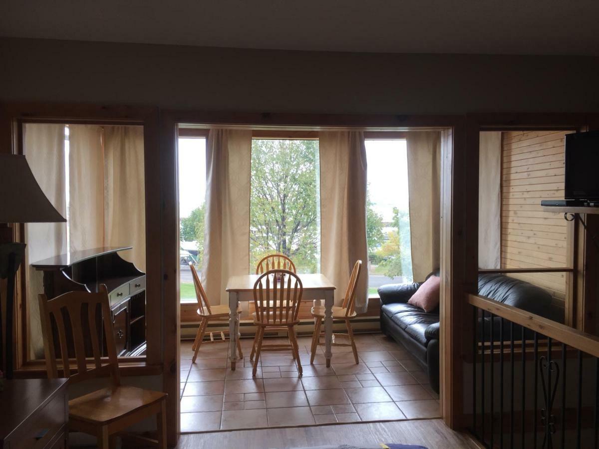 Hilton Beach Inn & Spa Thessalon Exteriör bild